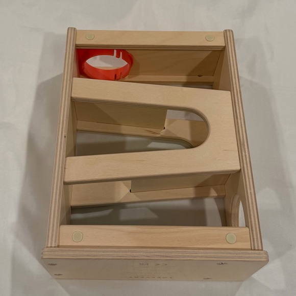 NWT Lovevery Wooden Drop & Roll Ramp With Ball (From Toddler Movement Mini Kit) - Picture 7 of 15